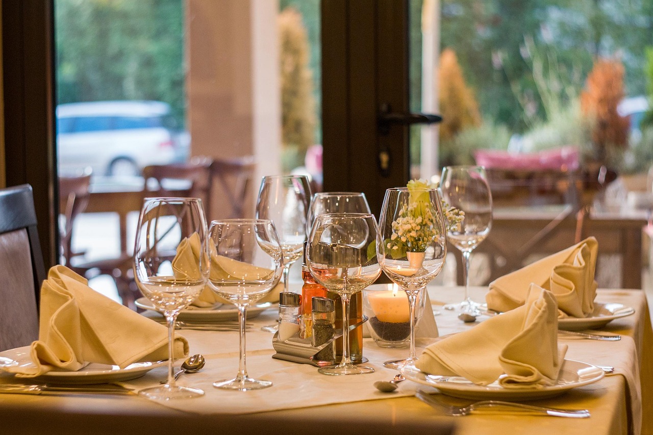 Eettafels als convergente ruimtes: van diner naar werkplek