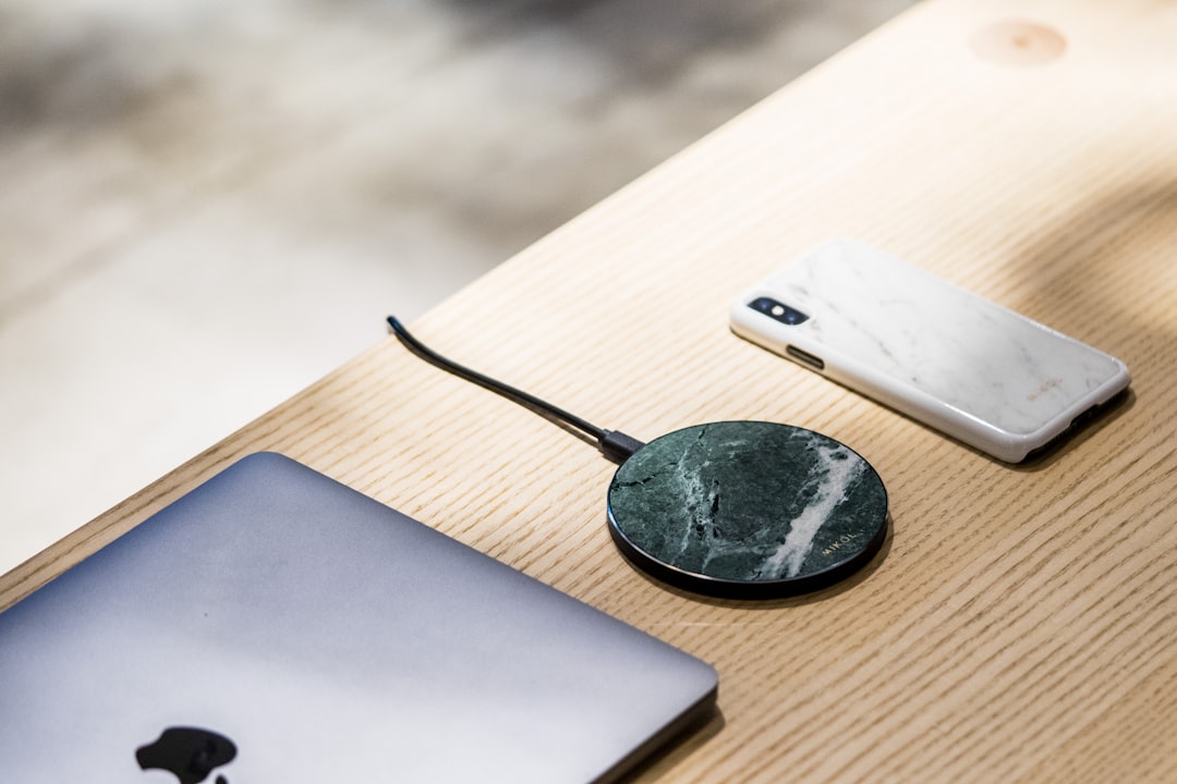 Nieuwe generatie wireless charging meubels: vrijheid van draad