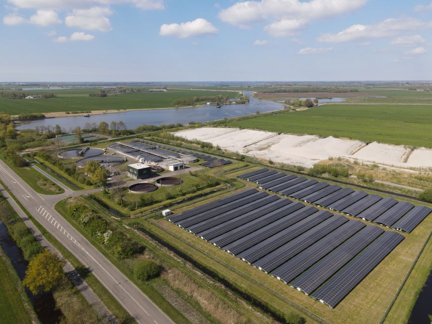 Raambekleding aanpassen voor herfstcomfort: isolerende stoffen uitgelegd